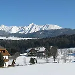 Vendégház Gaestehaus Essl Mariapfarr