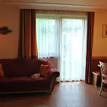 Gaestehaus Essl Vendégház Mariapfarr