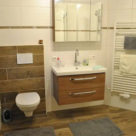 Πανσιόν Gaestehaus Essl