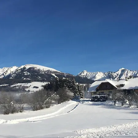 Guest house Gaestehaus Essl 3*