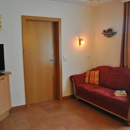 Guest house Gaestehaus Essl 3*