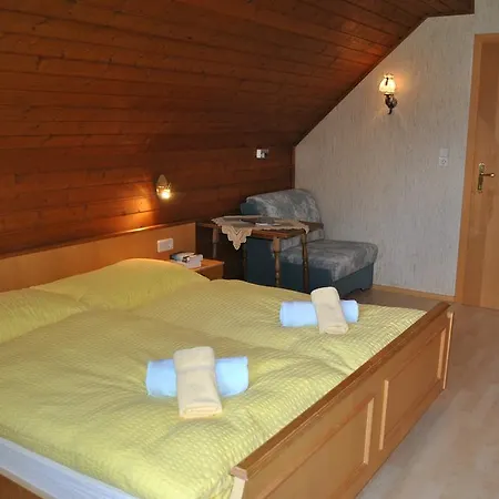 Gaestehaus Essl Mariapfarr